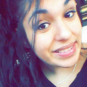 Meet your Posher, Daniela